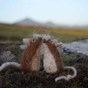 needle felted mouse