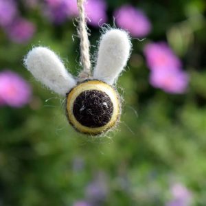 bumble bee decoration