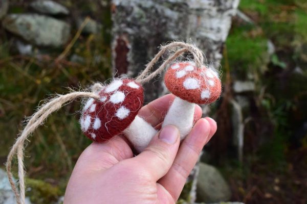 felted autumn mushroom decorations