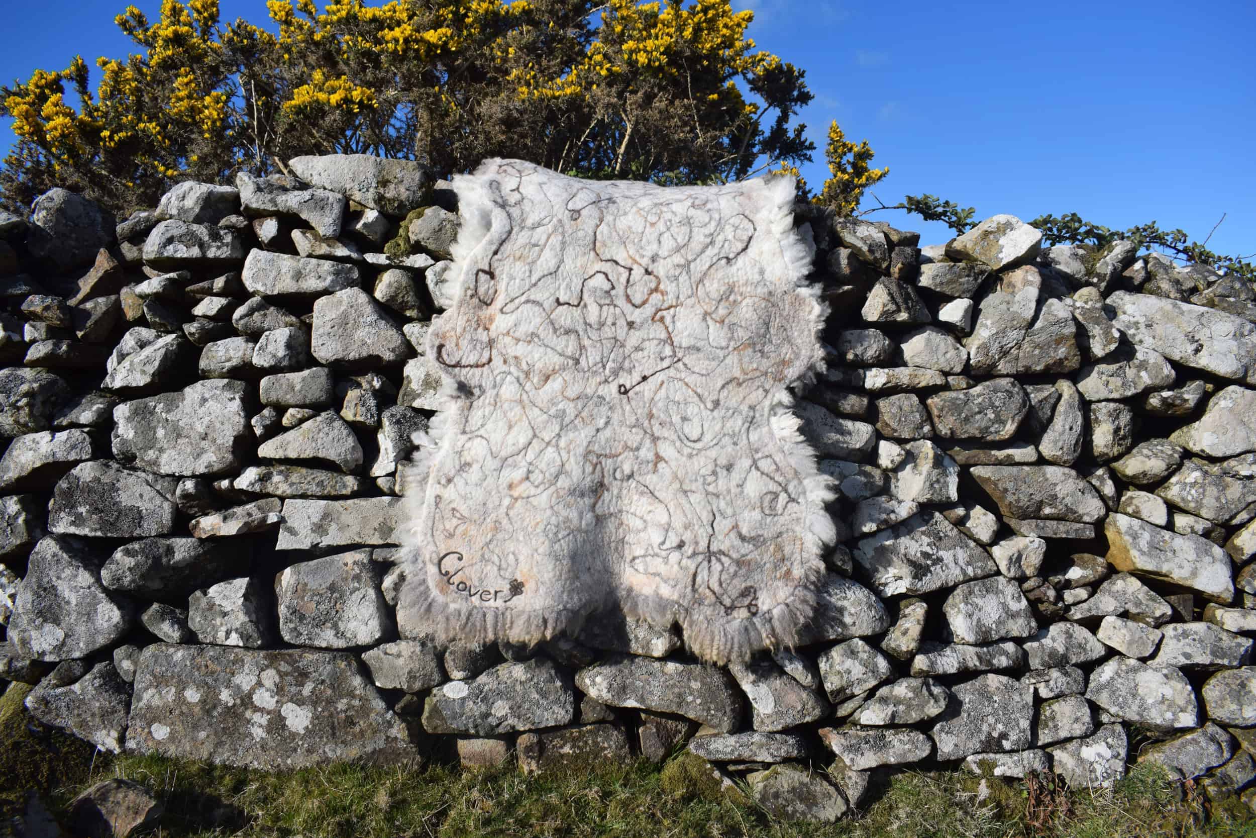 handmade bespoke wool felt rug art clover felted wool rug art handmade